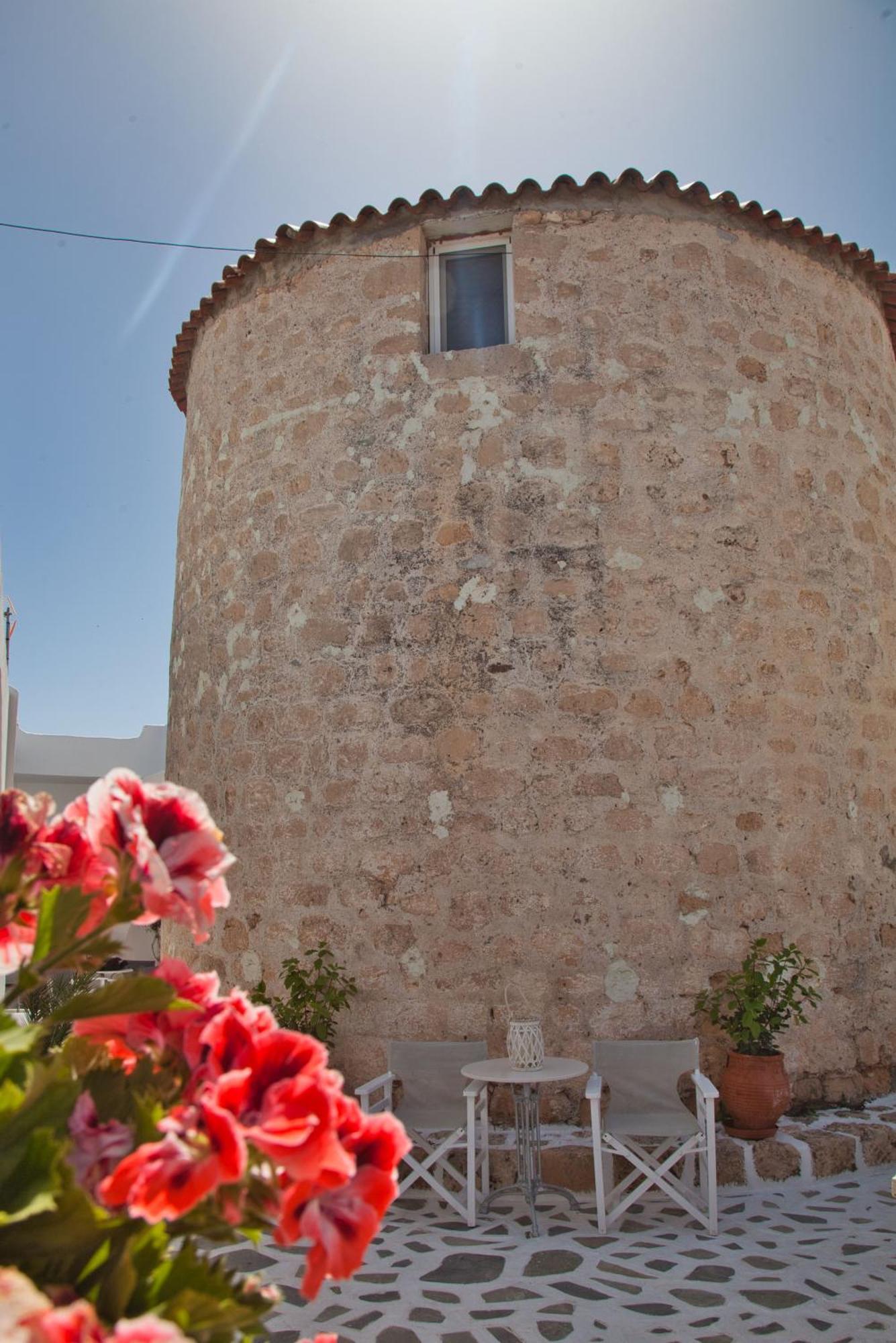 The Milos Megalochori  ภายนอก รูปภาพ