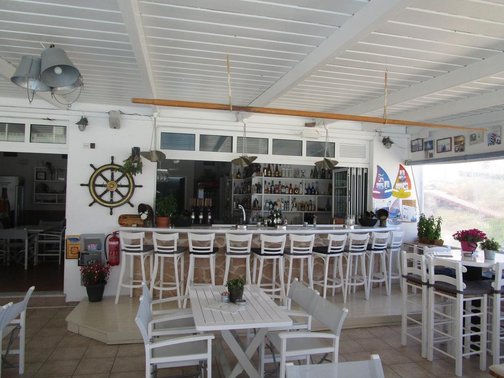 The Milos Megalochori  ภายนอก รูปภาพ